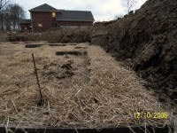 20061210house150.JPG (110585 bytes)