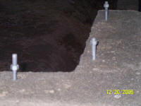 20061220house10.JPG (60084 bytes)