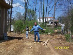 20070422house15.JPG (136937 bytes)