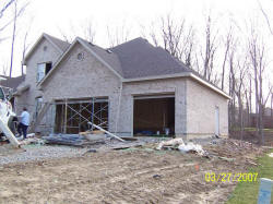 20070327house01.JPG (122500 bytes)